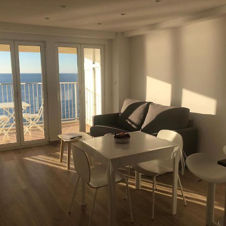 Apartamento En Primera Linia Vistas Al Mar Кастел Пладжа де Аро Екстериор снимка