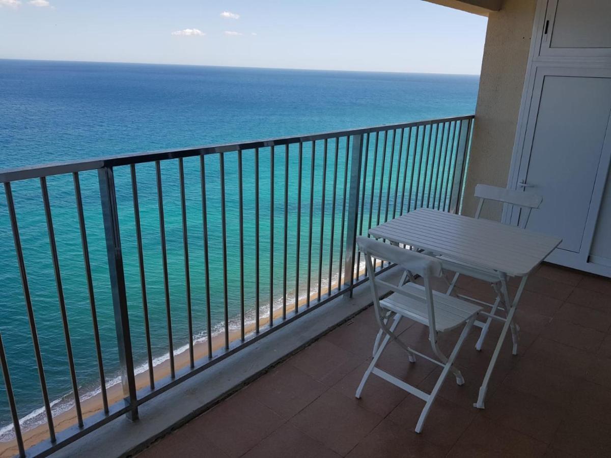 Apartamento En Primera Linia Vistas Al Mar Кастел Пладжа де Аро Екстериор снимка