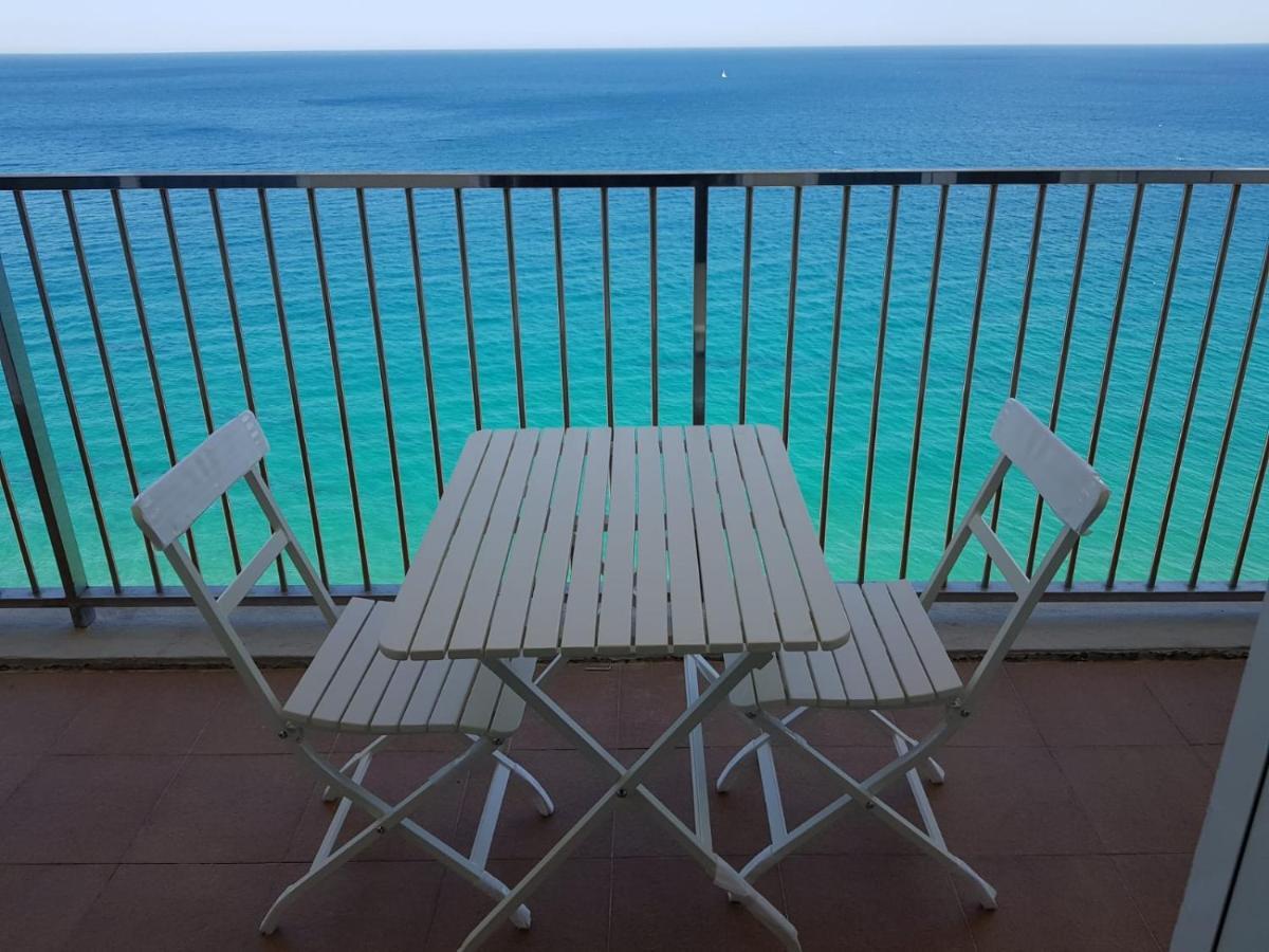 Apartamento En Primera Linia Vistas Al Mar Кастел Пладжа де Аро Екстериор снимка