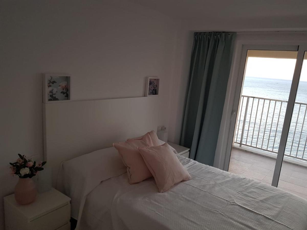 Apartamento En Primera Linia Vistas Al Mar Кастел Пладжа де Аро Екстериор снимка