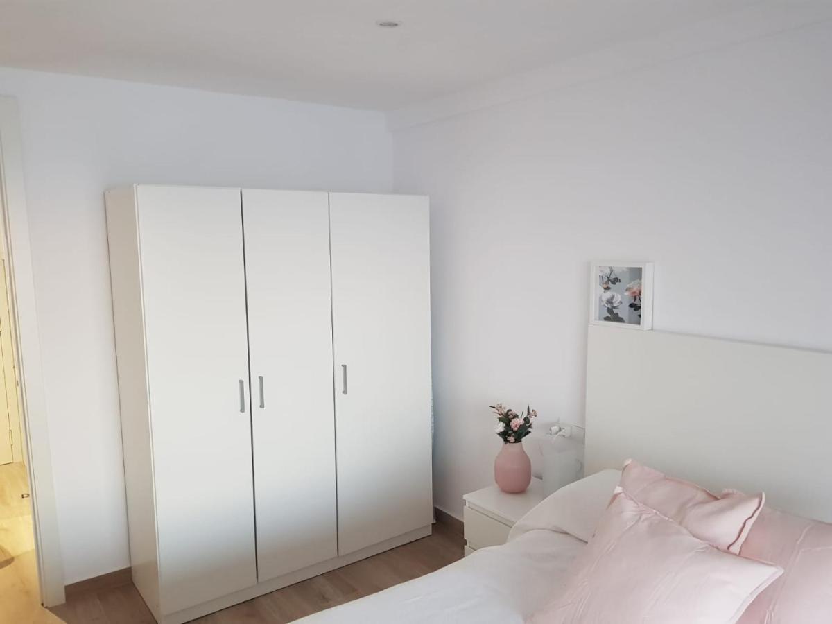 Apartamento En Primera Linia Vistas Al Mar Кастел Пладжа де Аро Екстериор снимка